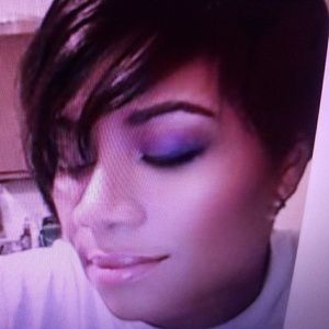 Meet your Posher, Jeannette